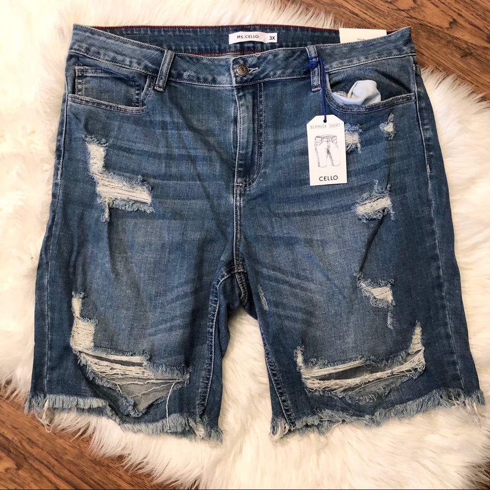 NWT Fashion Nova Ms Cello Distressed Bermuda Short